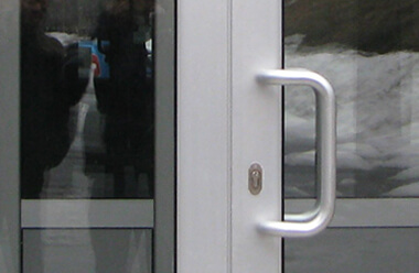 Алюминиевые <br>входные двери - фото 5