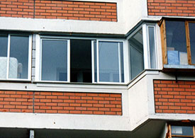 Остекление балкона в домах П-44 - фото 16