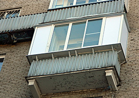 Остекление  балконов с выносом - фото 23